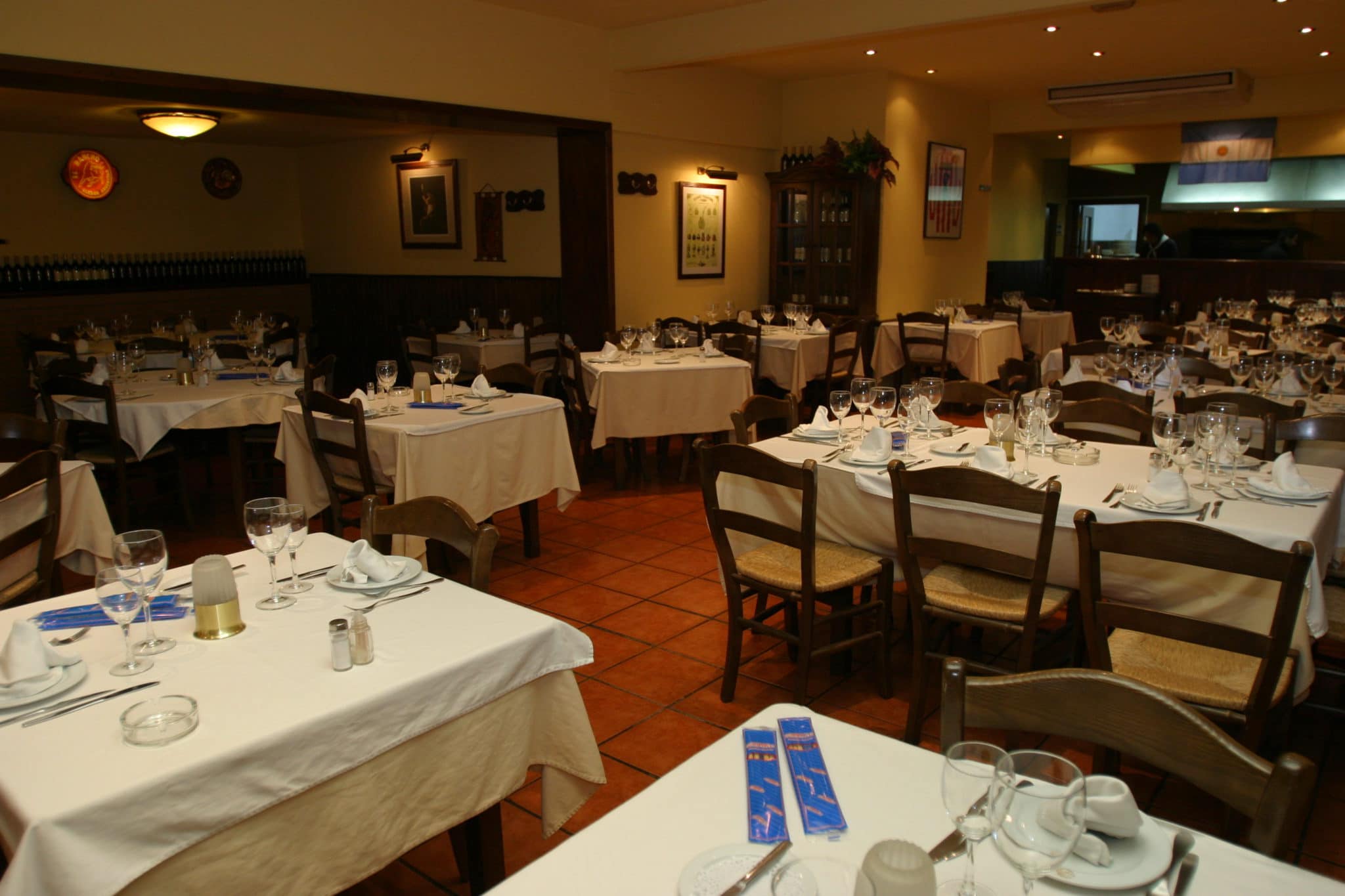 Interior Restaurante El Rancho Asador Argentino