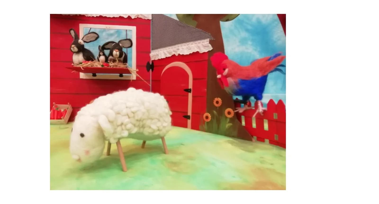 Granja Menuda. HORA Menuda