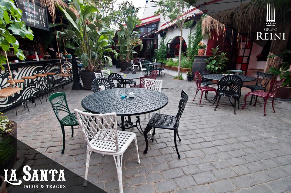 Patio mexicano La santa