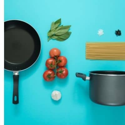 Limpiador de ollas y sartenes